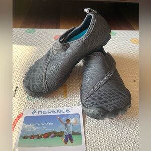 Merence Kids Water Shoe- Size 9.5